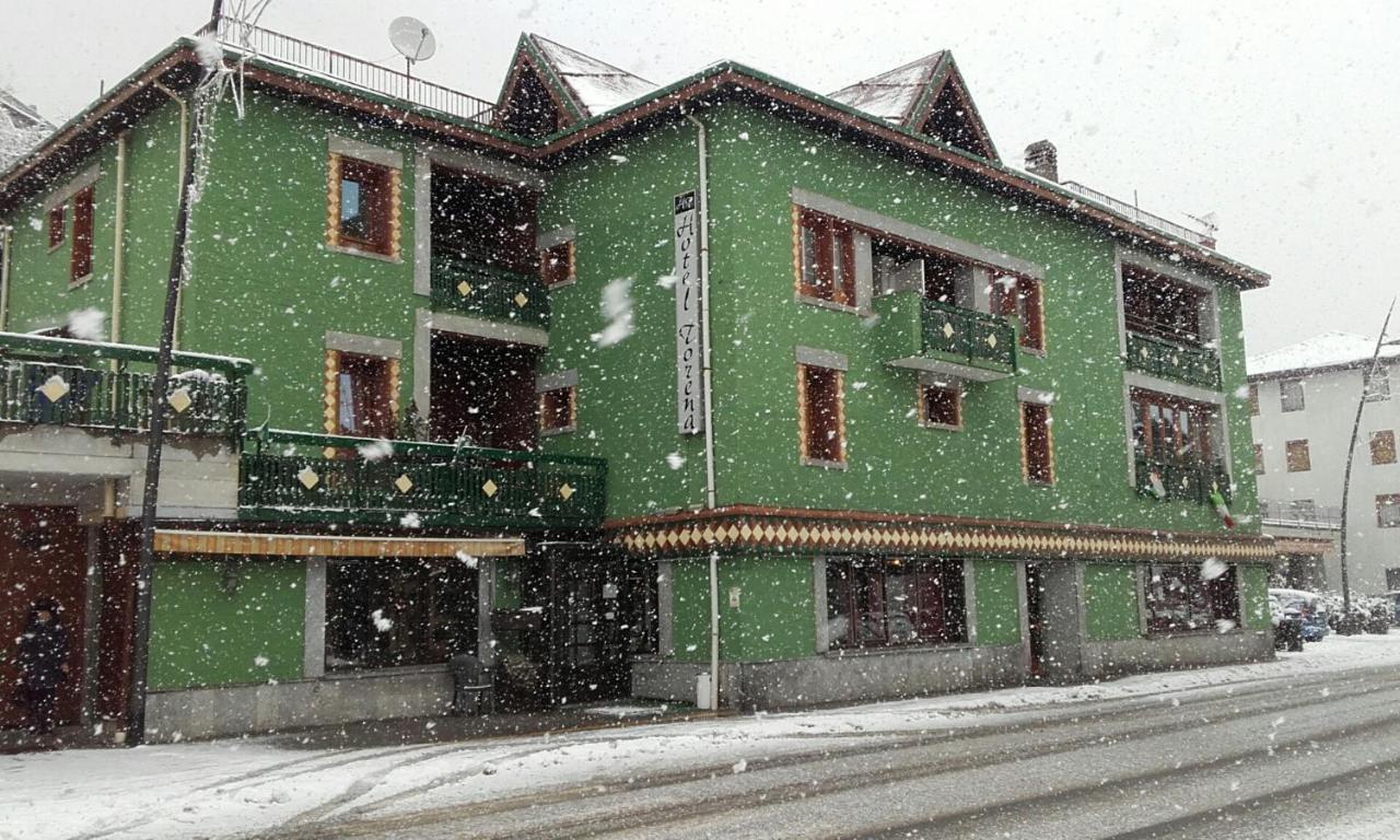 Hotel Torena Aprica Bagian luar foto