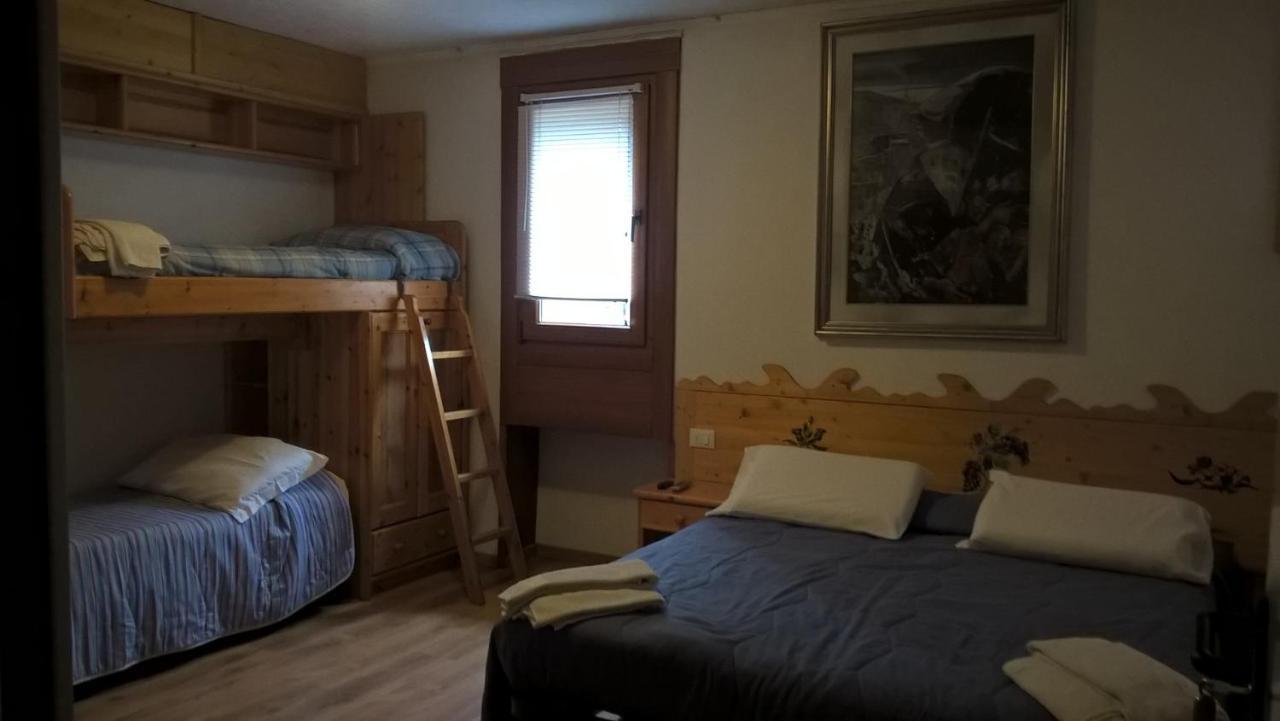 Hotel Torena Aprica Bagian luar foto